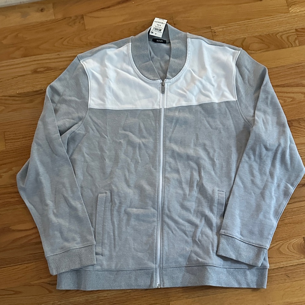 NWT Alfani Gray and White Zip-Up Jacket XXL